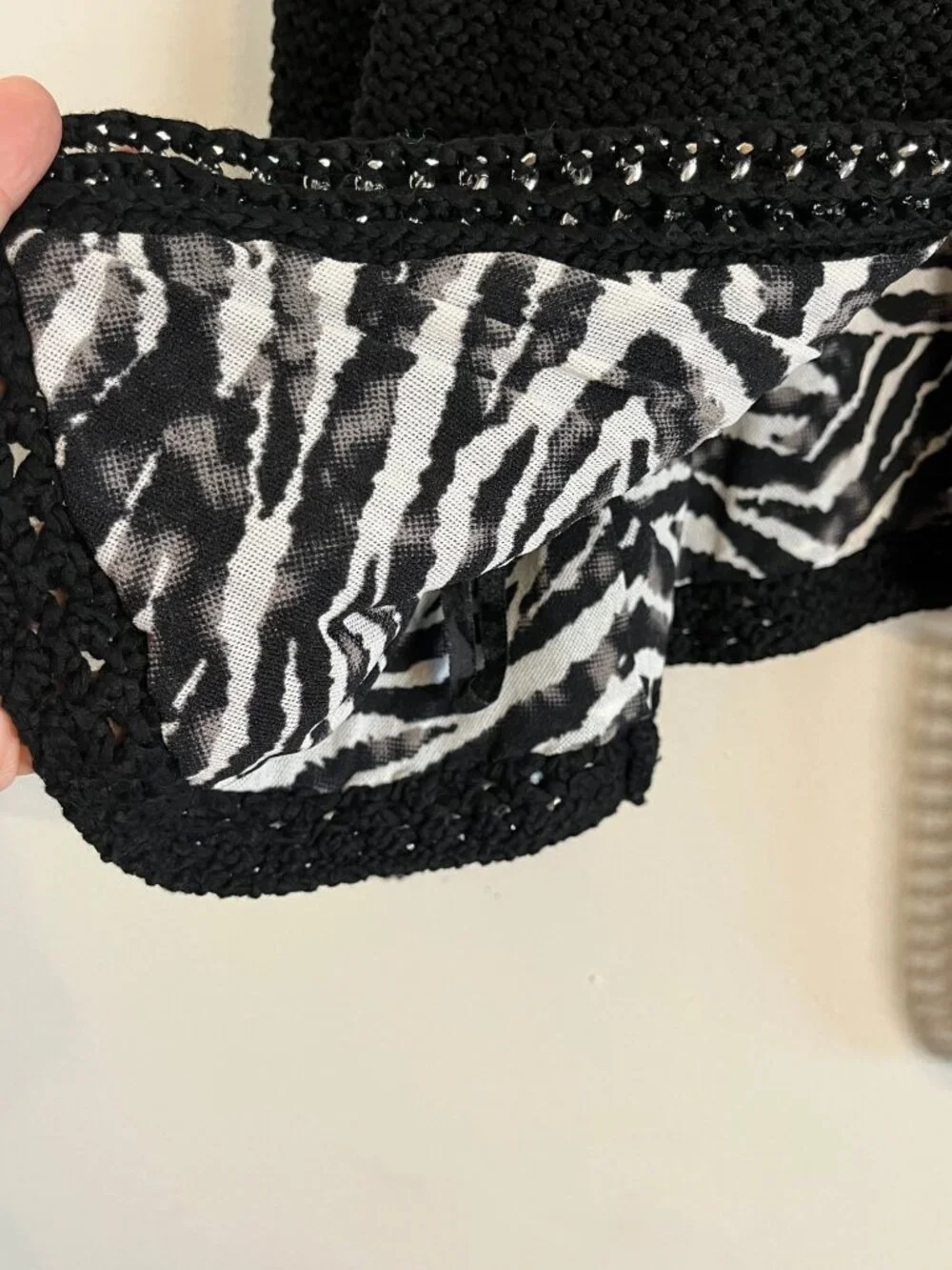 Neutral Knit Sweater L Preppy Metallic Classic Resort Quiet Luxury Animal Print - Picture 6 of 9